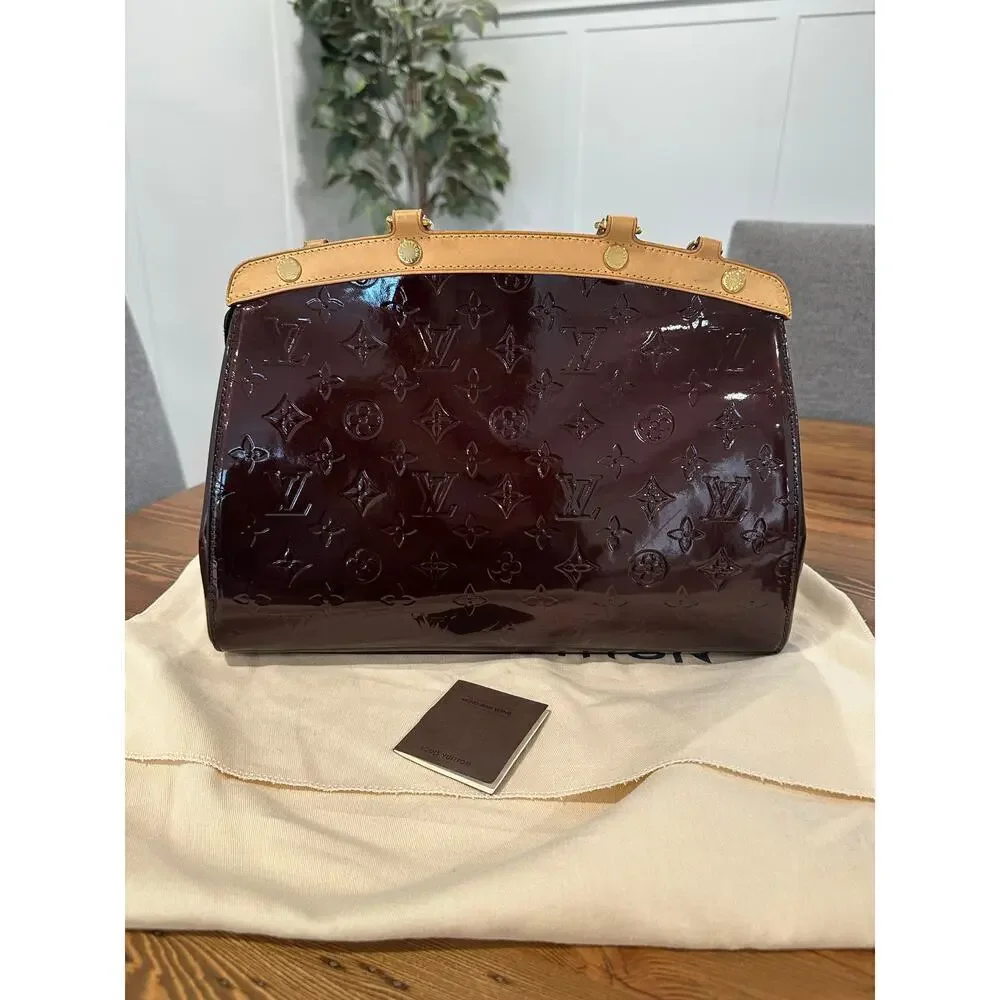 Louis Vuitton Brea MM Vernis Leather Bag